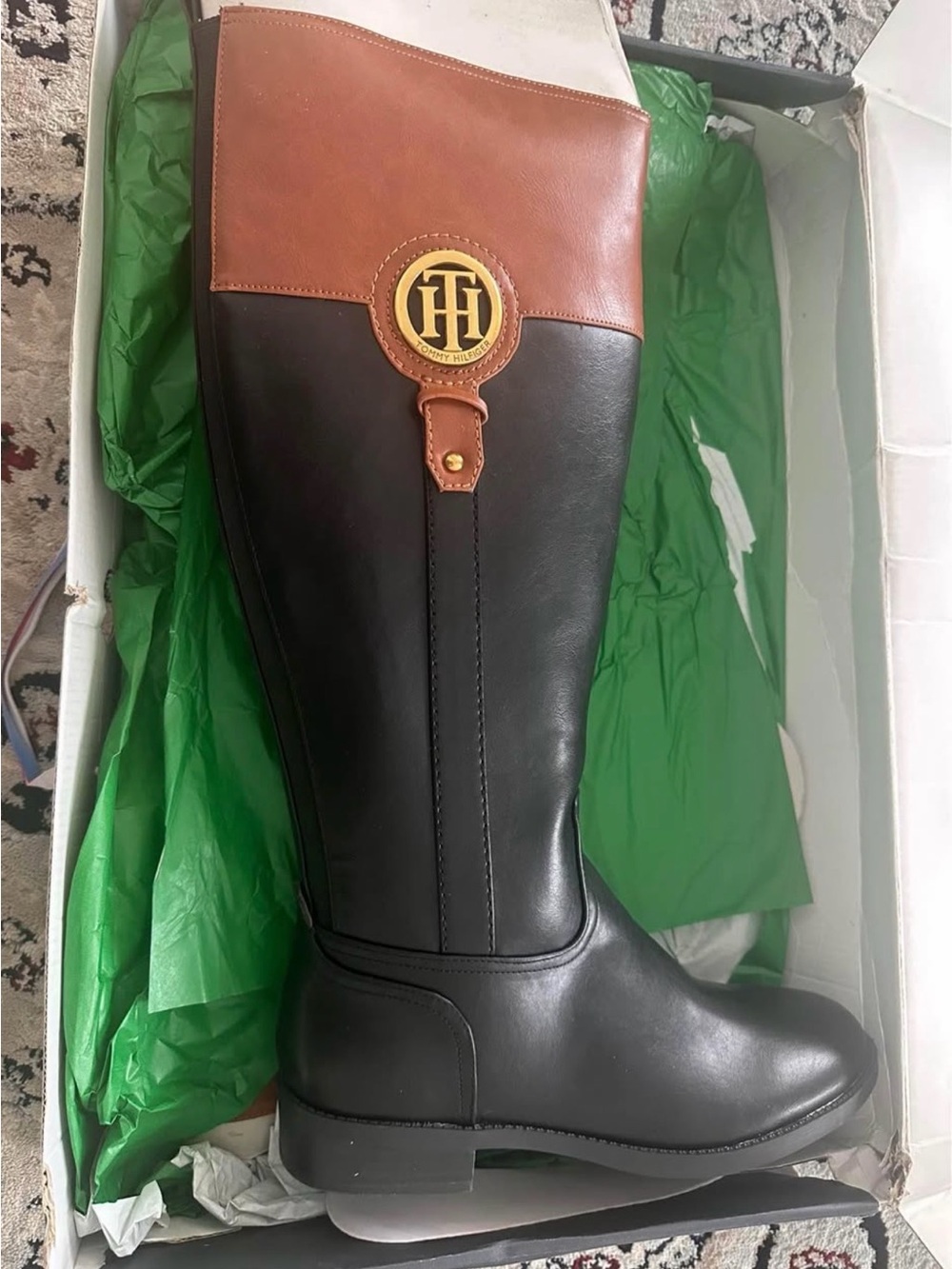 NIB. Tommy Hilfiger knee high boots. W8